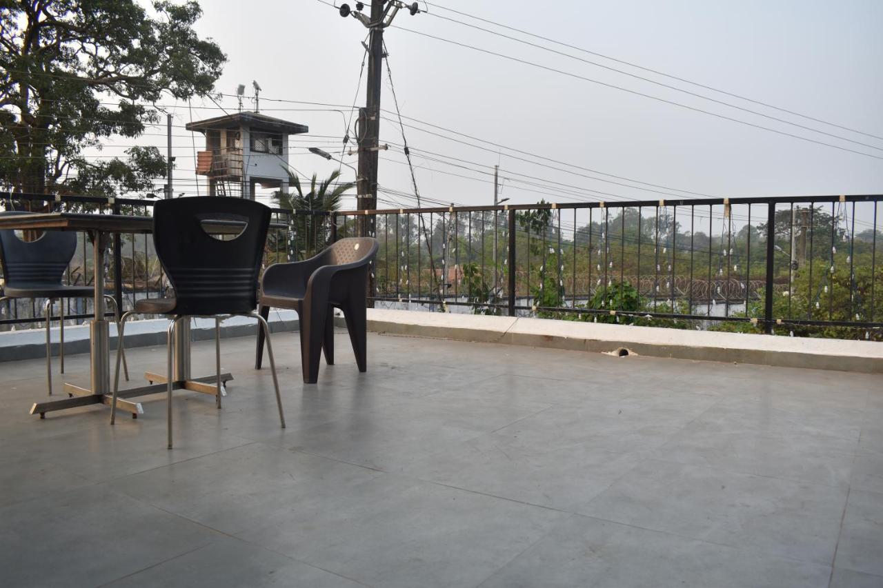 Athi Resorts GOA Buitenkant foto