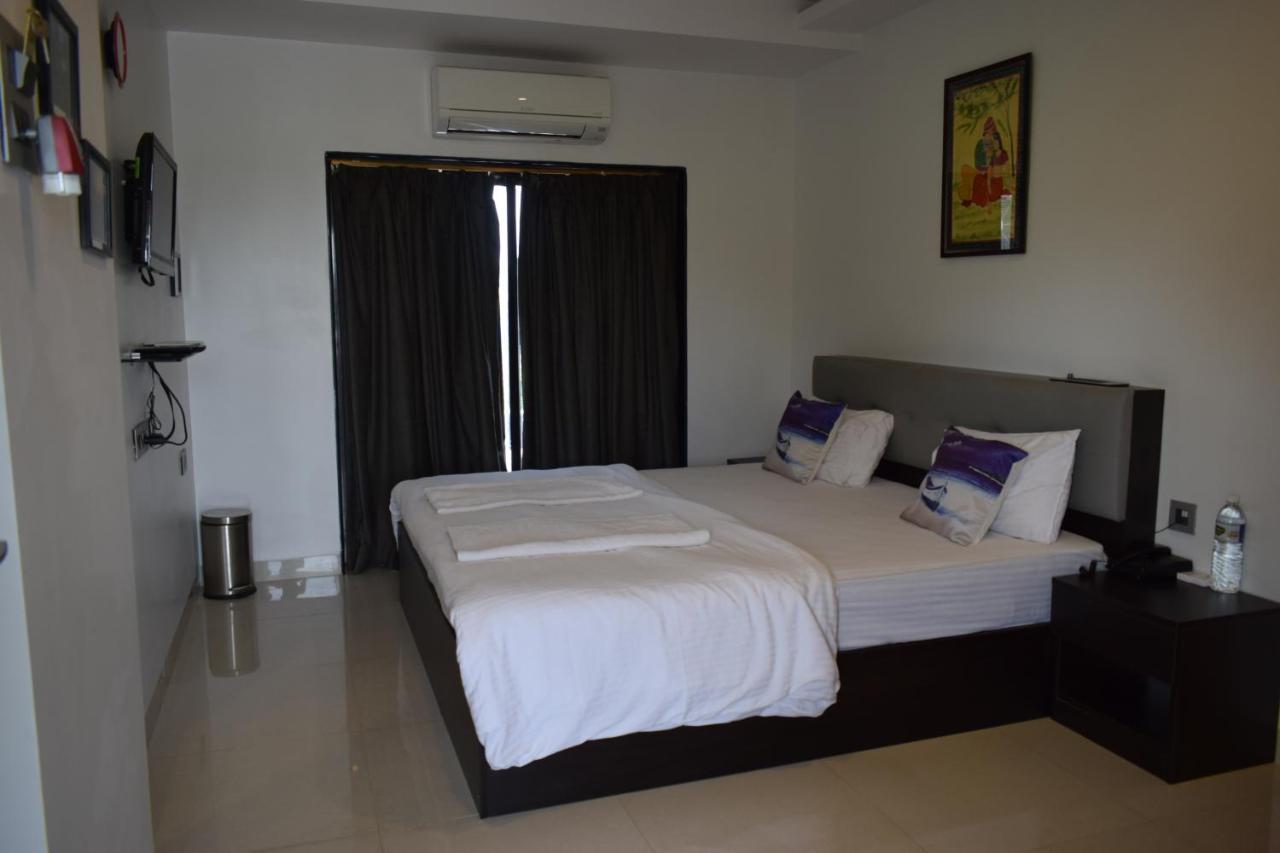 Athi Resorts GOA Buitenkant foto